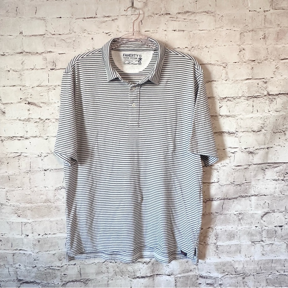 Faherty Men's Navy and White Striped Polo